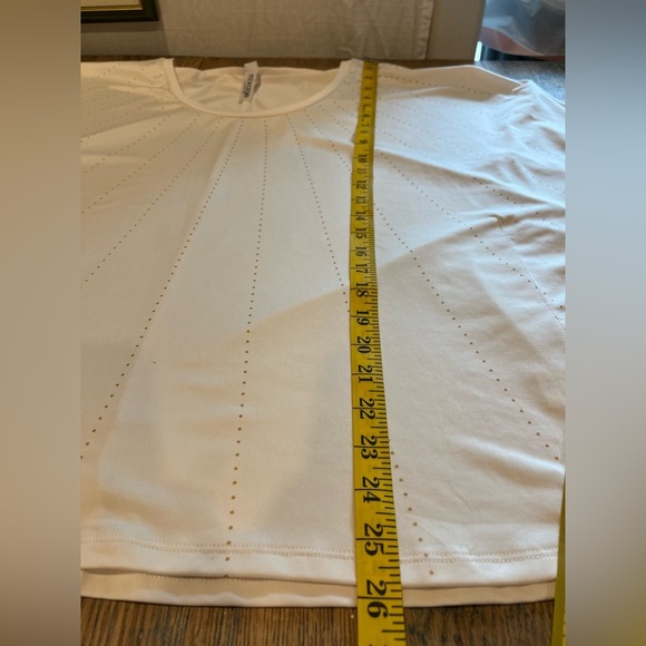 🤍MIXAGE Light Beige Cape Top – Size XL 12 - Picture 9 of 9